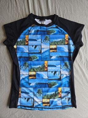 Aaron Chang Blue & Black Photo-Block Rash Guard Swim Top - Size Large